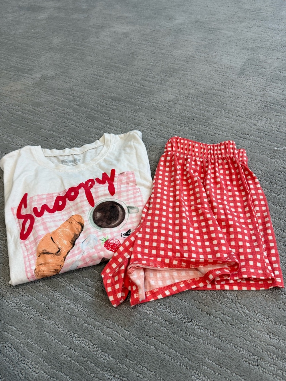 Peanuts Snoopy Cafe Pajama Set Graphic Tee Gingham Shorts Red White
